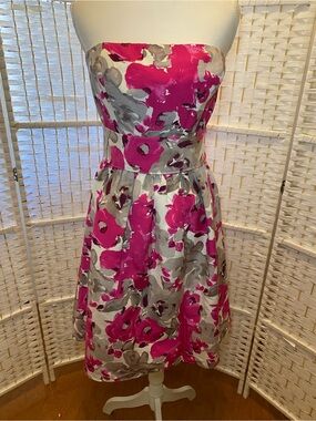 Adrianna Papell Strapless Pink Floral Dress tie waist and detachable straps.